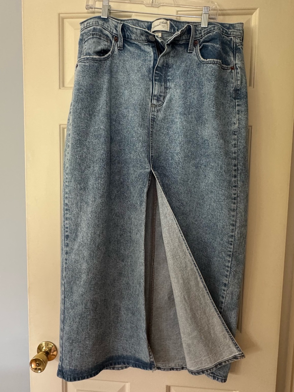 Universal Threads Goods  Co long maxi denim skirt
